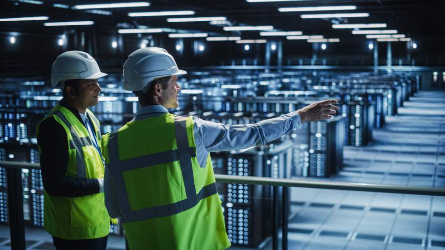 Data center professionals